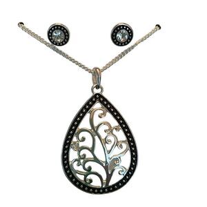 SILVERTONE WITH BLACK DETAIL 3 pc NECKLACE SET